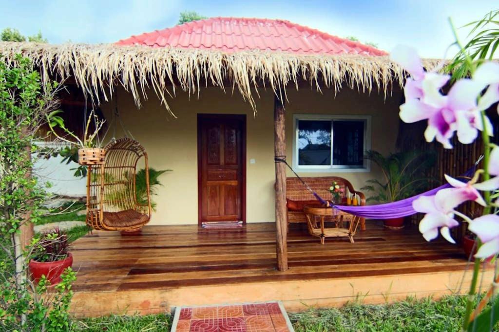 Sunset Lounge Hotel Sihanoukville Exterior foto