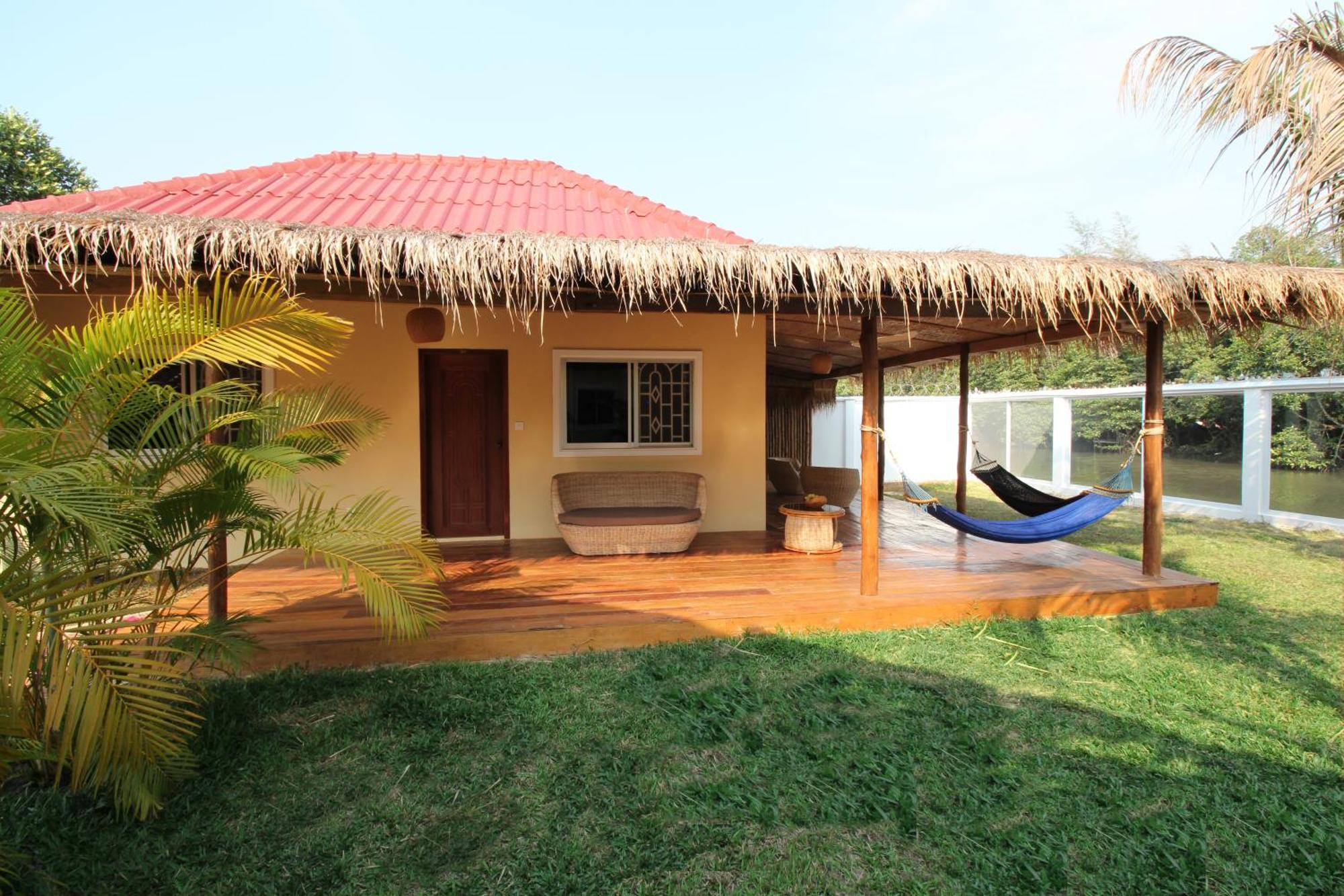 Sunset Lounge Hotel Sihanoukville Exterior foto