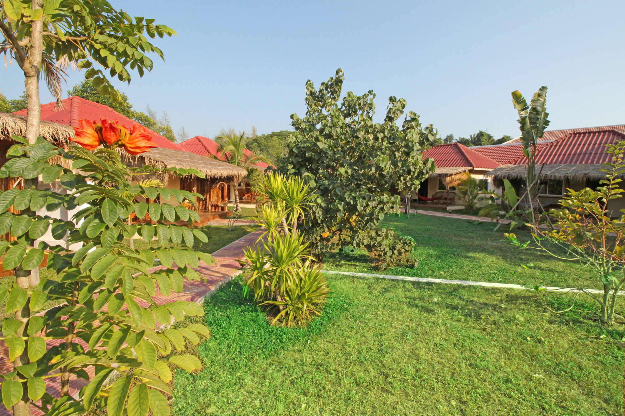 Sunset Lounge Hotel Sihanoukville Exterior foto